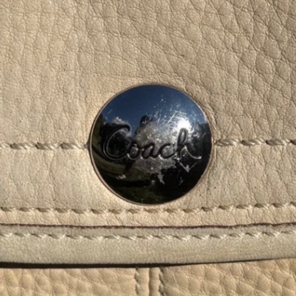 Vintage COACH Soho Pleated Flap Hobo Shoulder Bag, Cream/Ivory Pebbled Leather - Picture 11 of 11